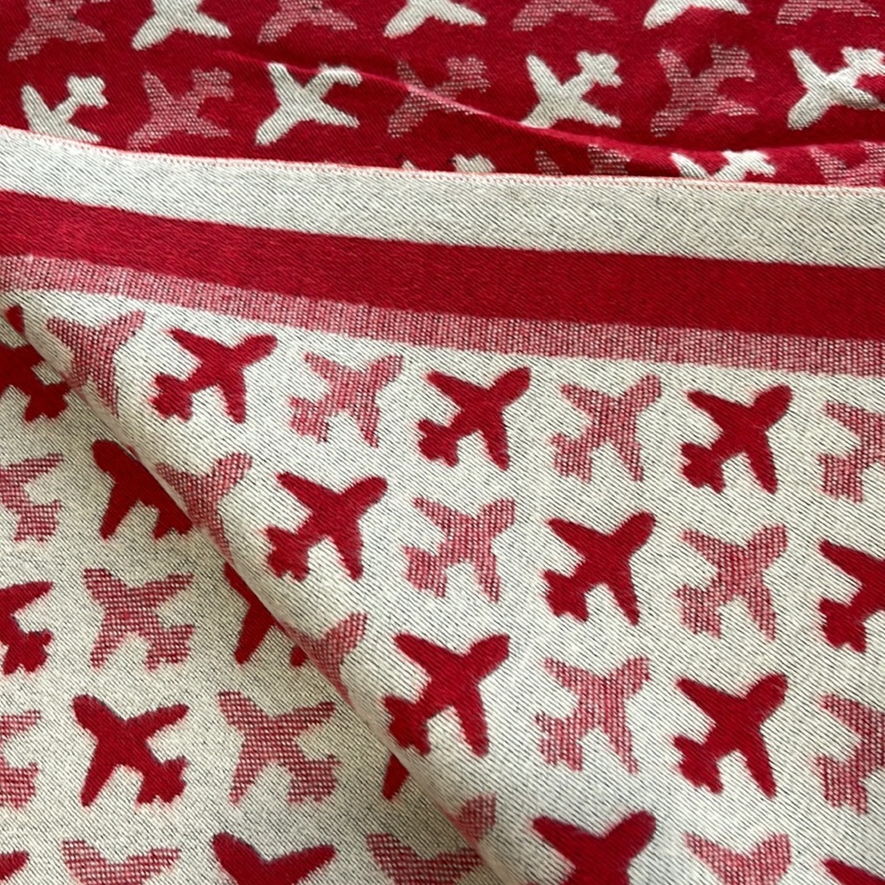 Oversized airplane scarf/wrap nwot - Picture 2 of 7